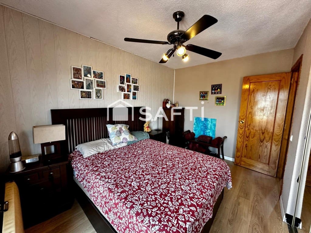 5 bedroom Villa for sale in Collado Mediano with pool garage - € 495,000 (Ref: 9595710)