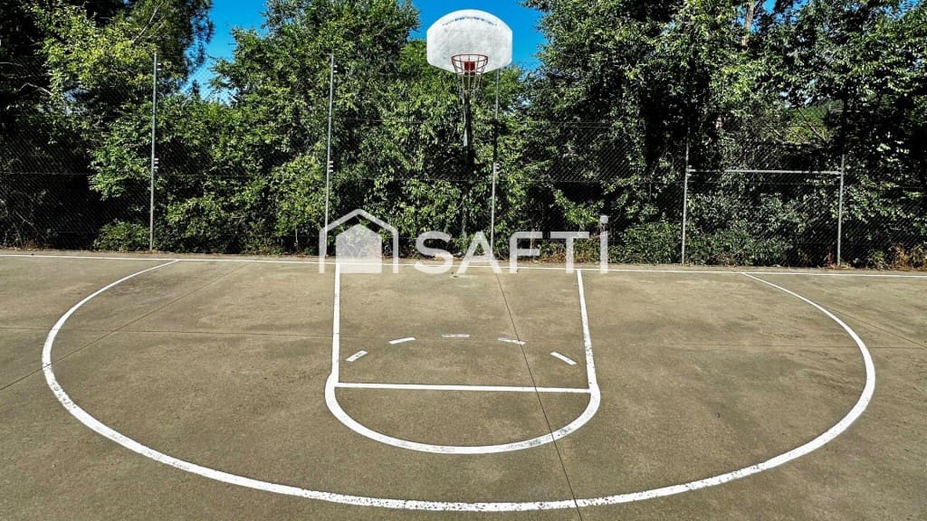 5 bedroom Villa for sale in Collado Mediano with pool garage - € 495,000 (Ref: 9595710)