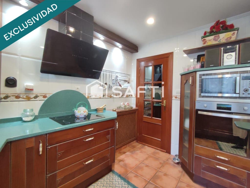 3 quarto Moradia em Banda para venda em Anguciana com piscina garagem - 239 500 € (Ref: 9595711)