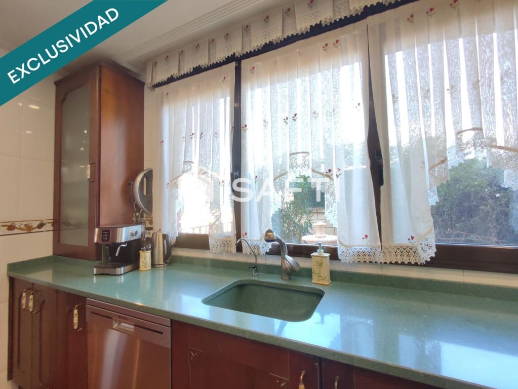 3 quarto Moradia em Banda para venda em Anguciana com piscina garagem - 239 500 € (Ref: 9595711)