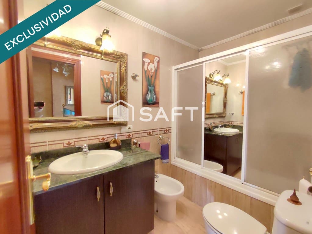 3 quarto Moradia em Banda para venda em Anguciana com piscina garagem - 239 500 € (Ref: 9595711)