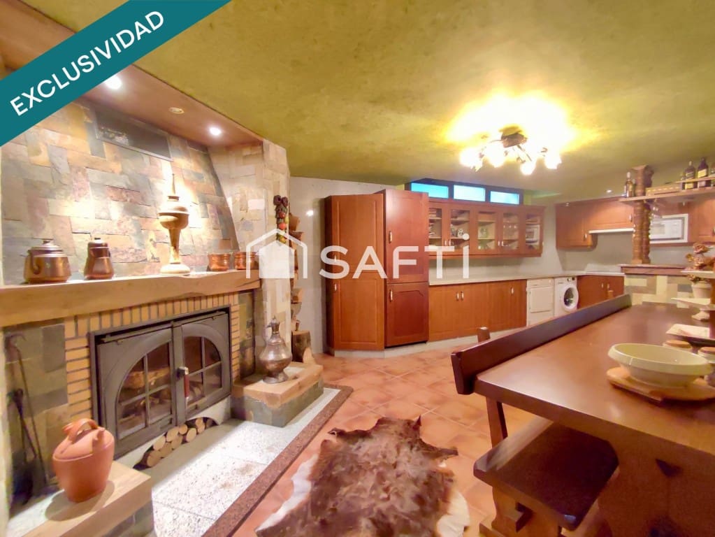 3 quarto Moradia em Banda para venda em Anguciana com piscina garagem - 239 500 € (Ref: 9595711)