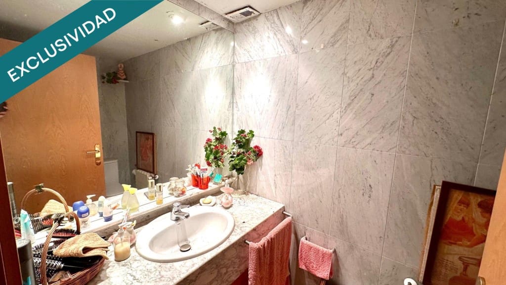 5 bedroom Villa for sale in Valdemaqueda with pool garage - € 270,000 (Ref: 9595713)