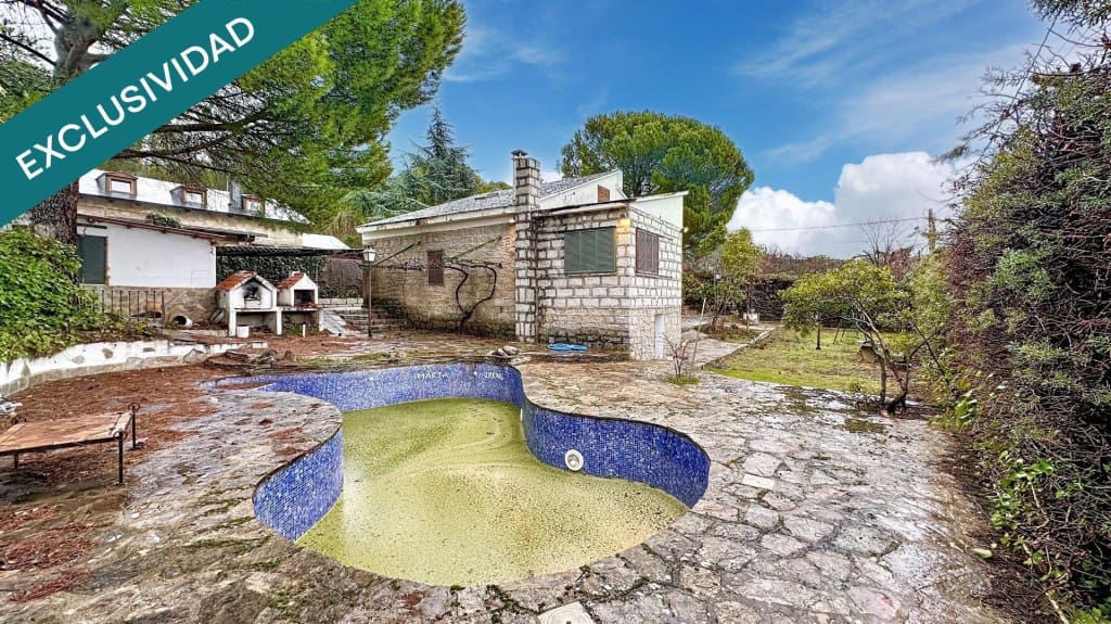 5 bedroom Villa for sale in Valdemaqueda with pool garage - € 270,000 (Ref: 9595713)