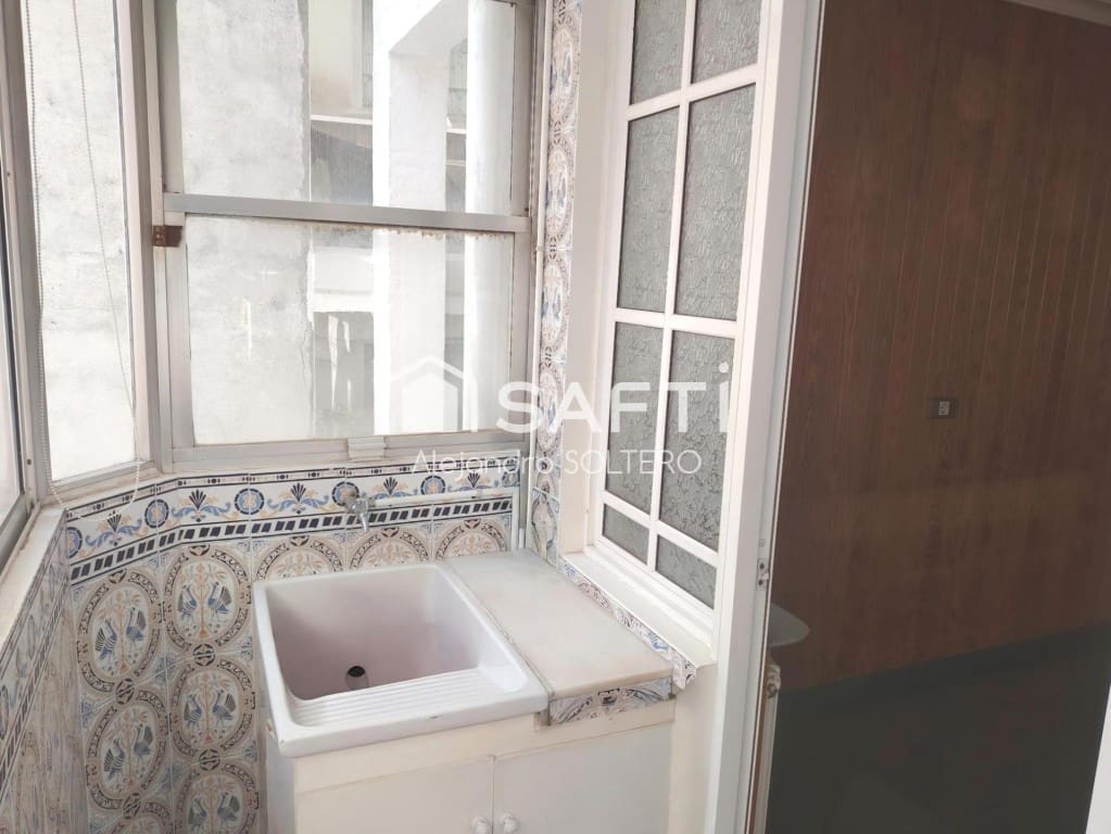 5 makuuhuone Huoneisto myytävänä paikassa Vigo mukana 
autotalli - 365 000 € (Ref: 9595716)