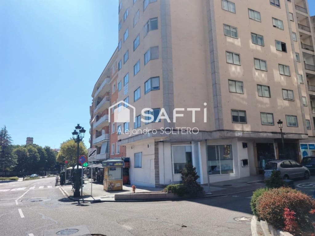 5 makuuhuone Huoneisto myytävänä paikassa Vigo mukana 
autotalli - 365 000 € (Ref: 9595716)