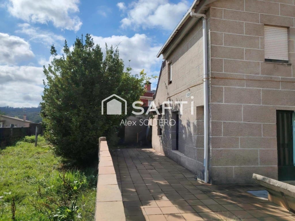 7 makuuhuone Huvila myytävänä paikassa Vigo mukana 
autotalli - 310 000 € (Ref: 9595717)