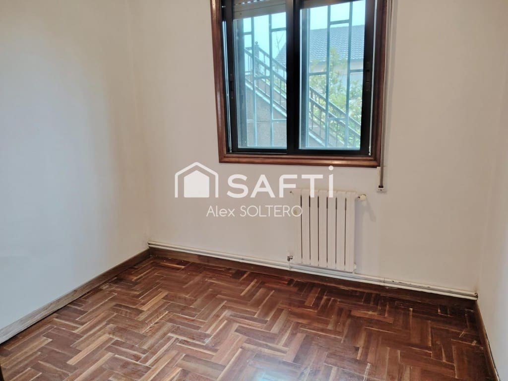 7 makuuhuone Huvila myytävänä paikassa Vigo mukana 
autotalli - 310 000 € (Ref: 9595717)