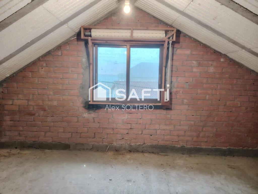 7 makuuhuone Huvila myytävänä paikassa Vigo mukana 
autotalli - 310 000 € (Ref: 9595717)