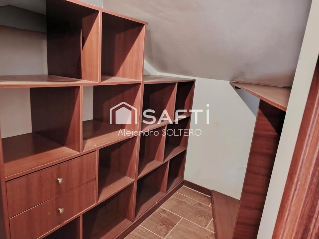 4 bedroom Villa for sale in Baiona - € 175,000 (Ref: 9595721)