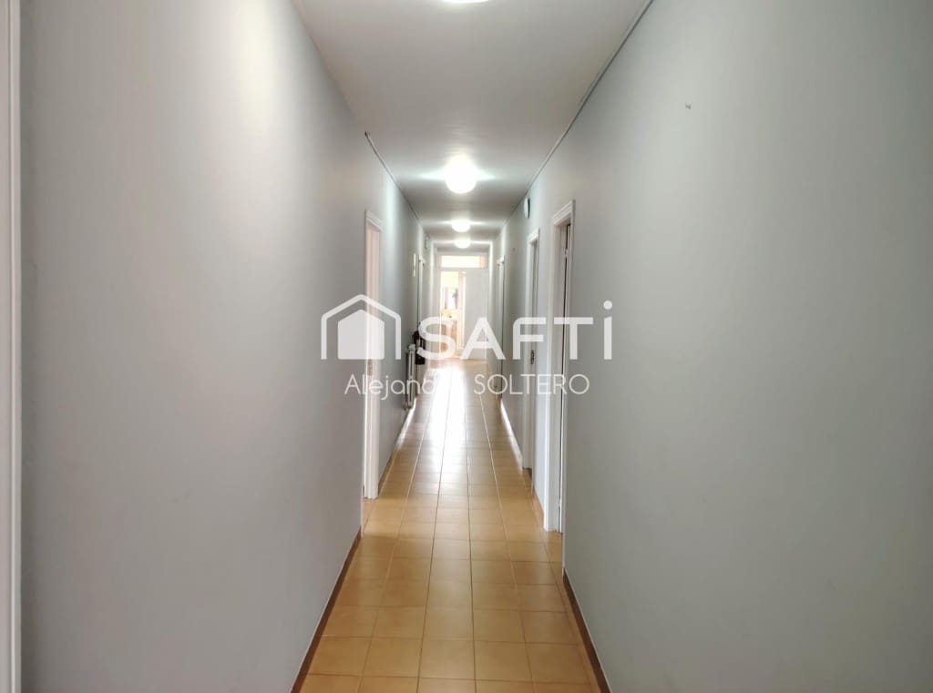 Office for sale in A Estrada - € 870,000 (Ref: 9595723)