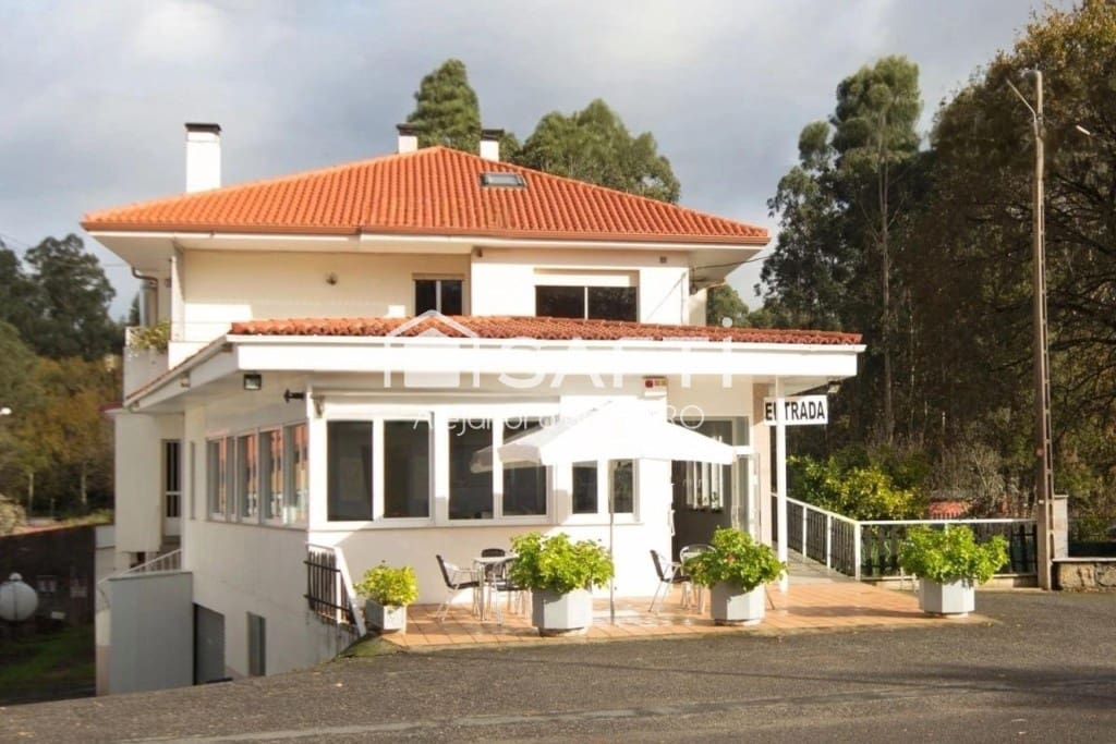 Office for sale in A Estrada - € 870,000 (Ref: 9595723)