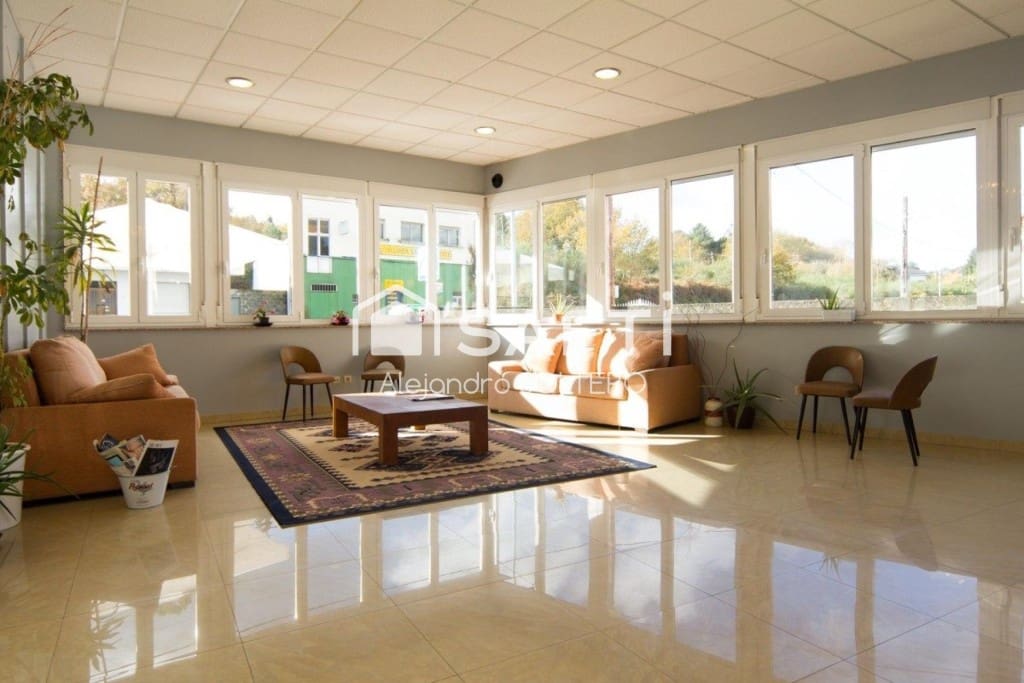 Office for sale in A Estrada - € 870,000 (Ref: 9595723)