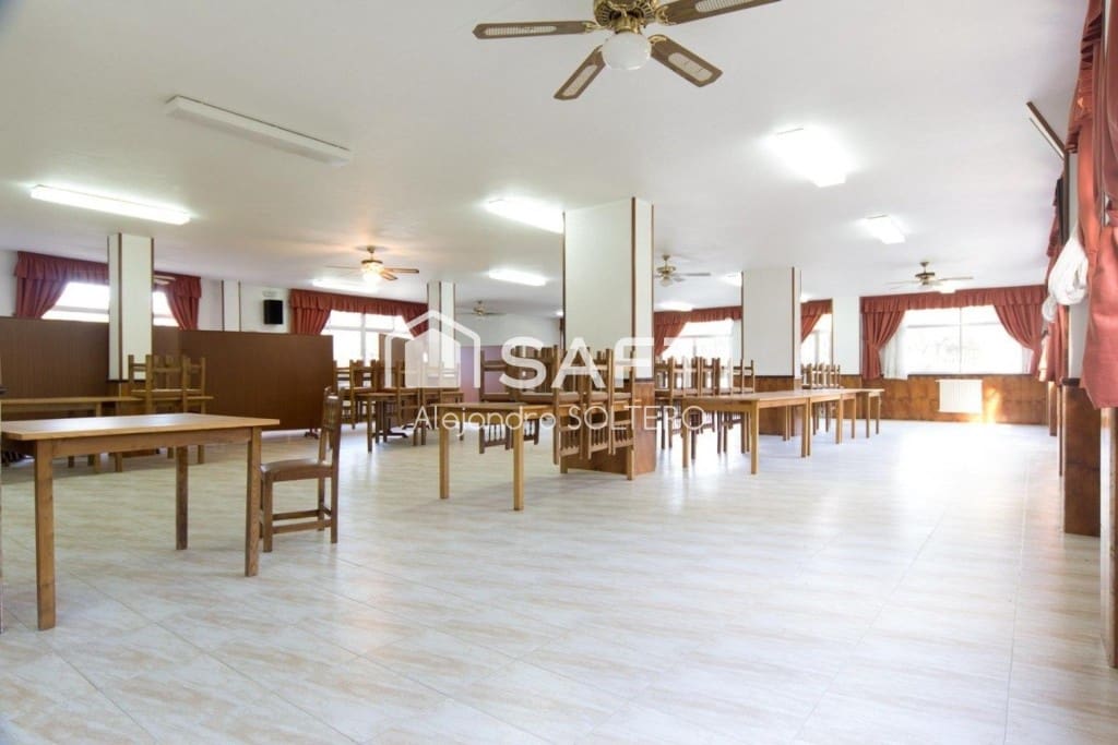 Office for sale in A Estrada - € 870,000 (Ref: 9595723)