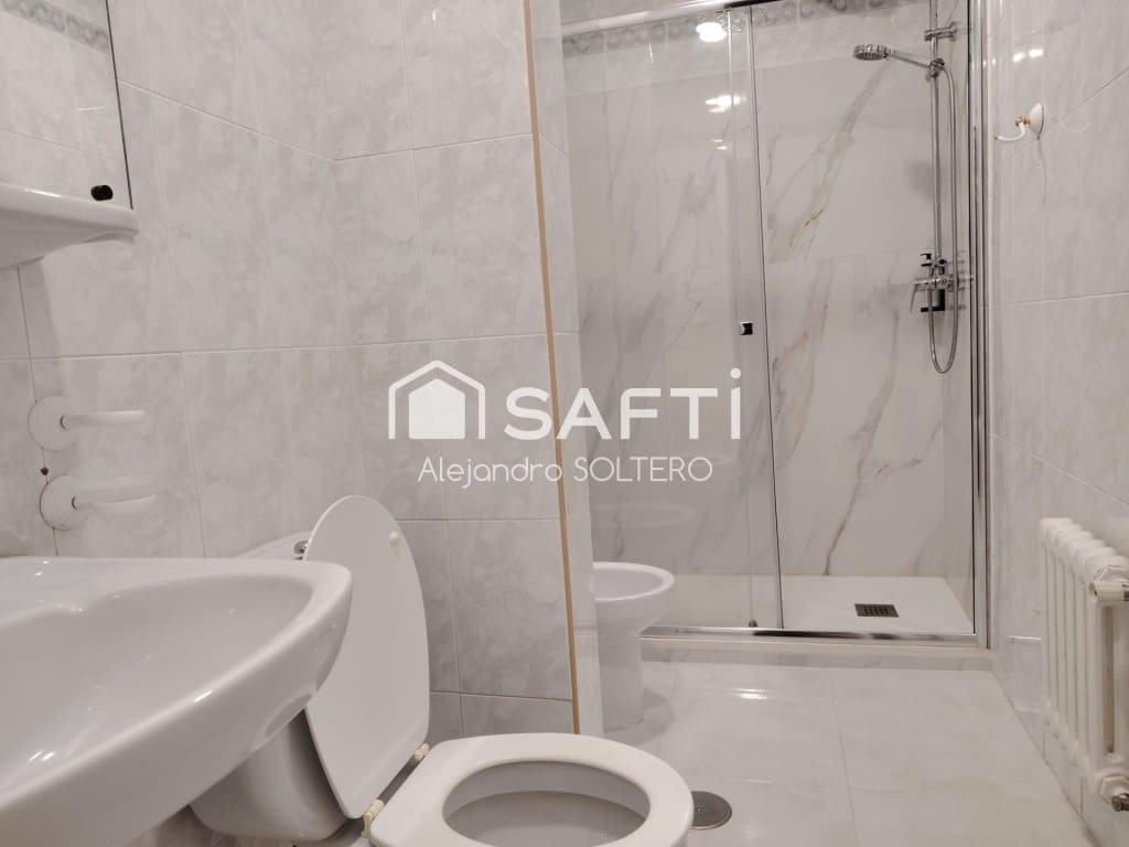 Office for sale in A Estrada - € 870,000 (Ref: 9595723)