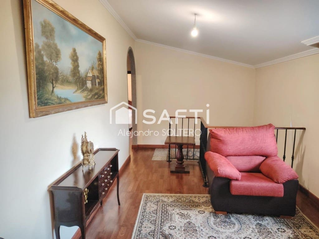 4 bedroom Villa for sale in Crecente - € 190,000 (Ref: 9595725)