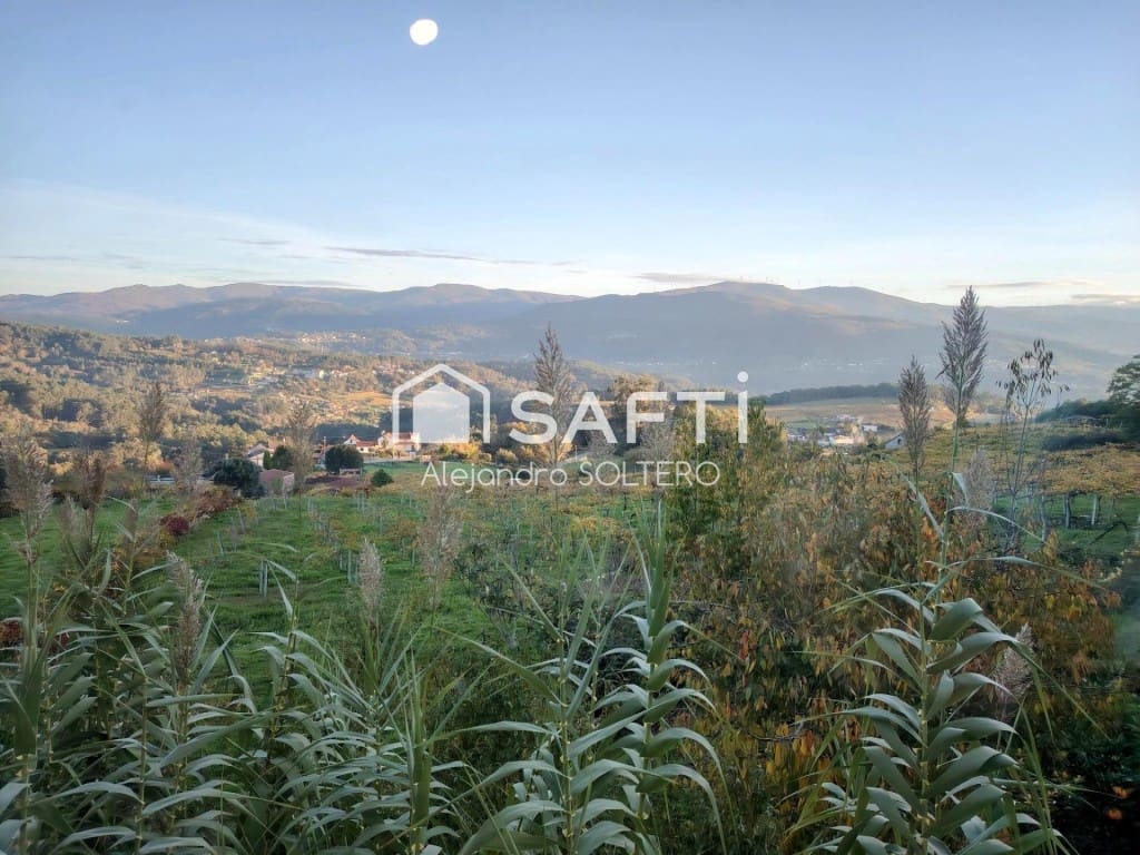 4 bedroom Villa for sale in Crecente - € 190,000 (Ref: 9595725)