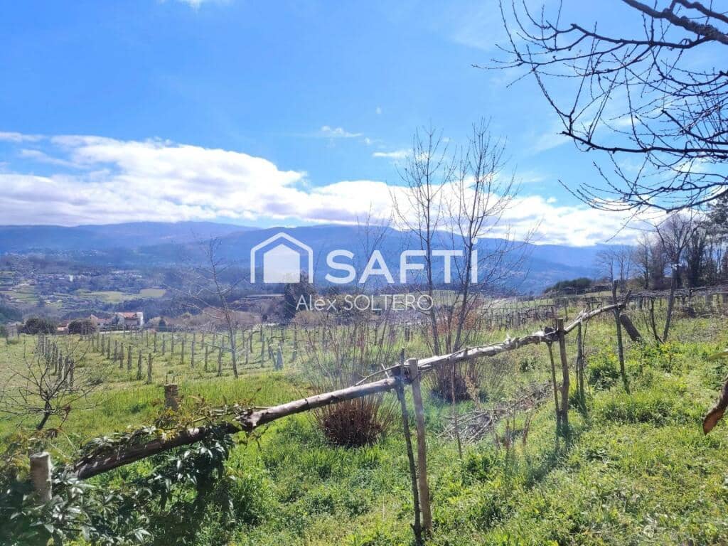 4 bedroom Villa for sale in Crecente - € 190,000 (Ref: 9595725)