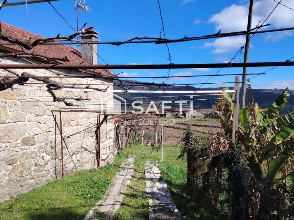 4 bedroom Villa for sale in Crecente - € 190,000 (Ref: 9595725)