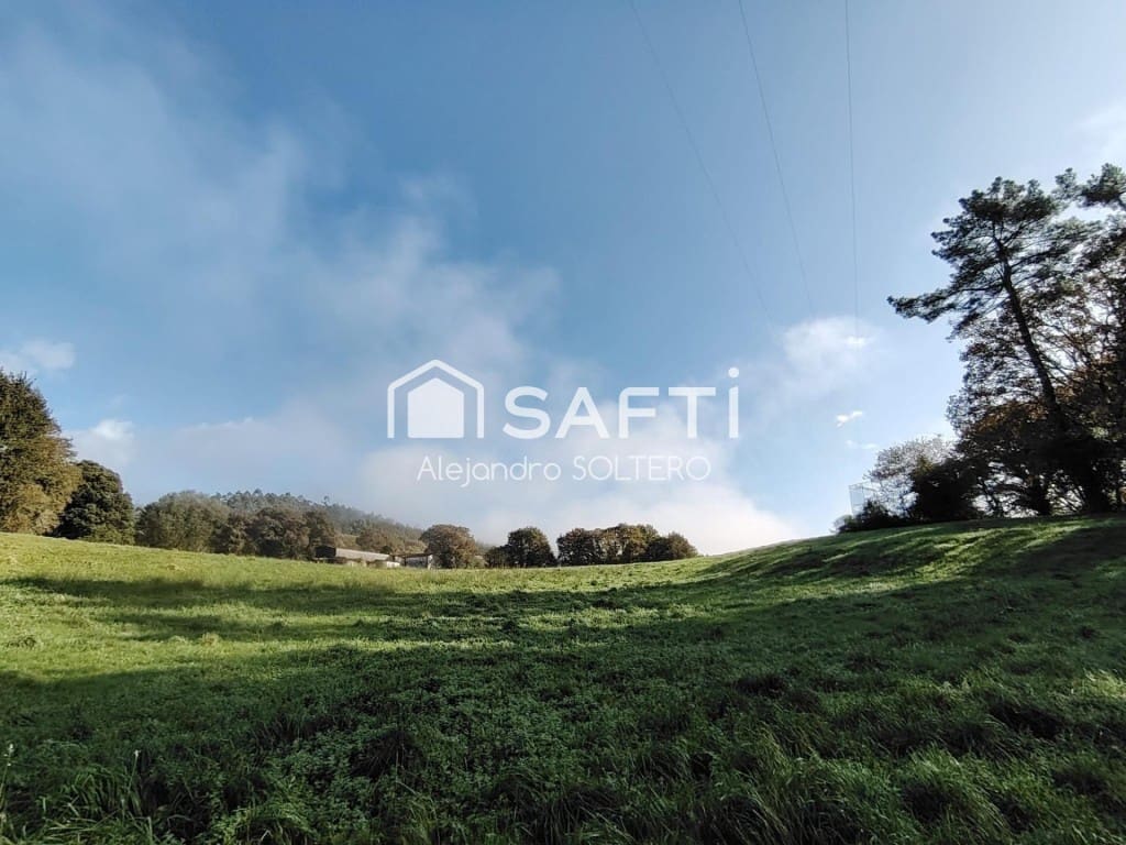 6 bedroom Finca/Country House for sale in Negreira - € 325,000 (Ref: 9595726)