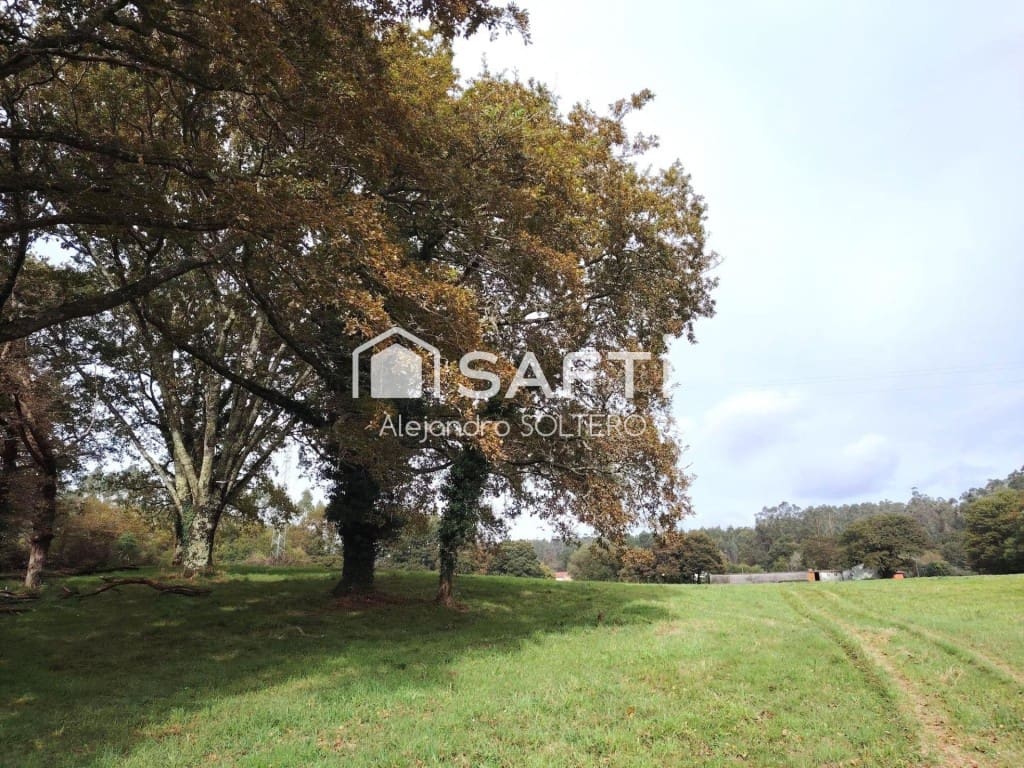 6 bedroom Finca/Country House for sale in Negreira - € 325,000 (Ref: 9595726)