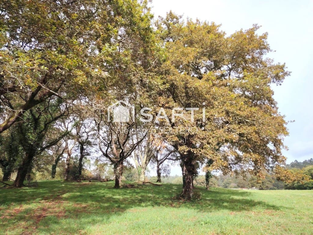 6 bedroom Finca/Country House for sale in Negreira - € 325,000 (Ref: 9595726)