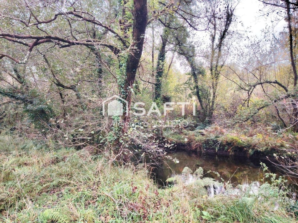 6 bedroom Finca/Country House for sale in Negreira - € 325,000 (Ref: 9595726)