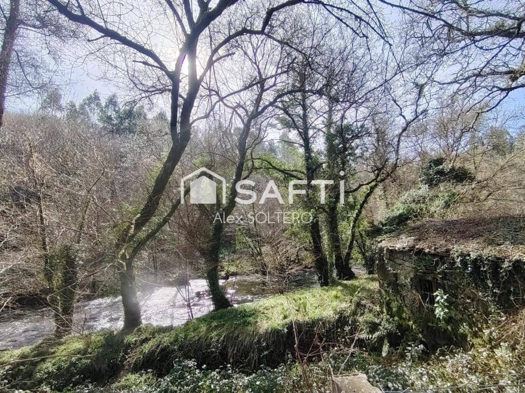 6 bedroom Finca/Country House for sale in Negreira - € 325,000 (Ref: 9595726)