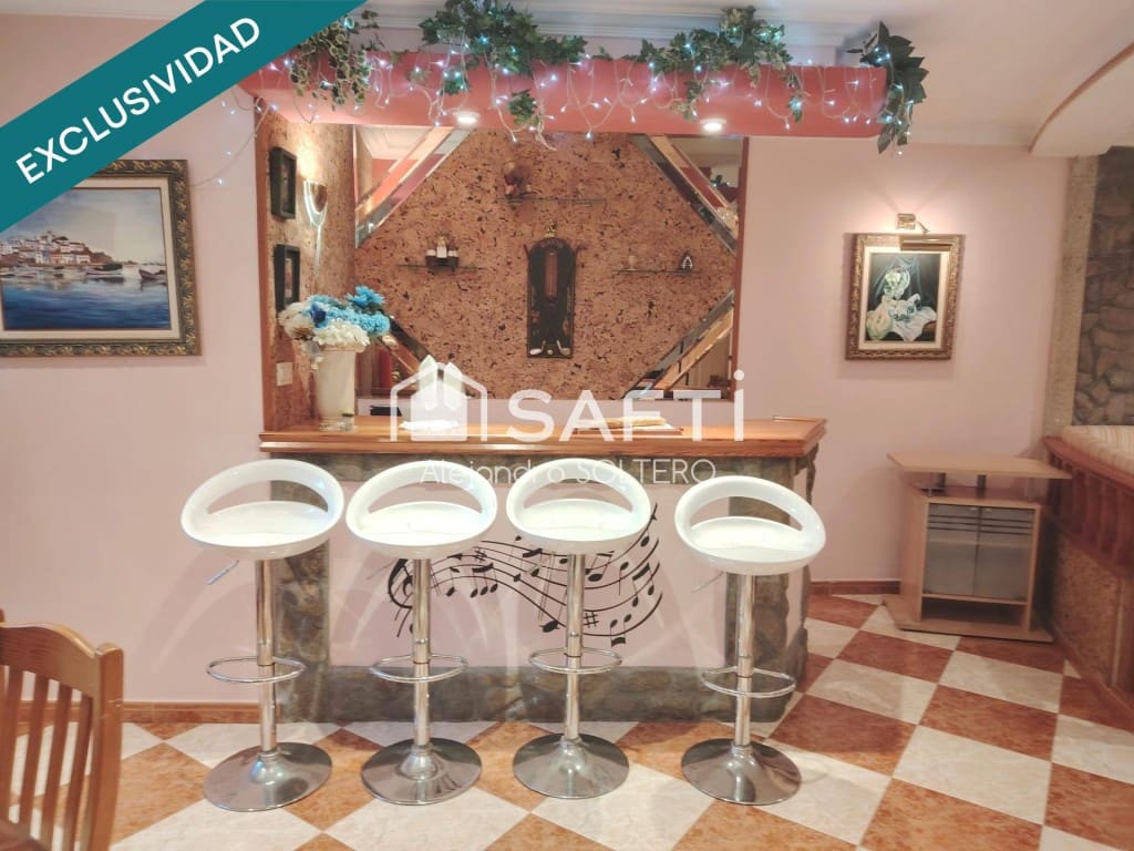 5 soverom Villa til salgs i Vigo med svømmebasseng garasje - € 690 000 (Ref: 9595727)