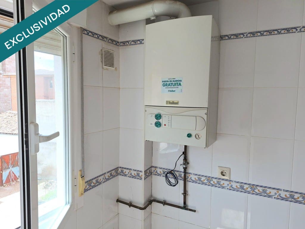 4 bedroom Flat for sale in Penaranda de Bracamonte - € 153,495 (Ref: 9595731)