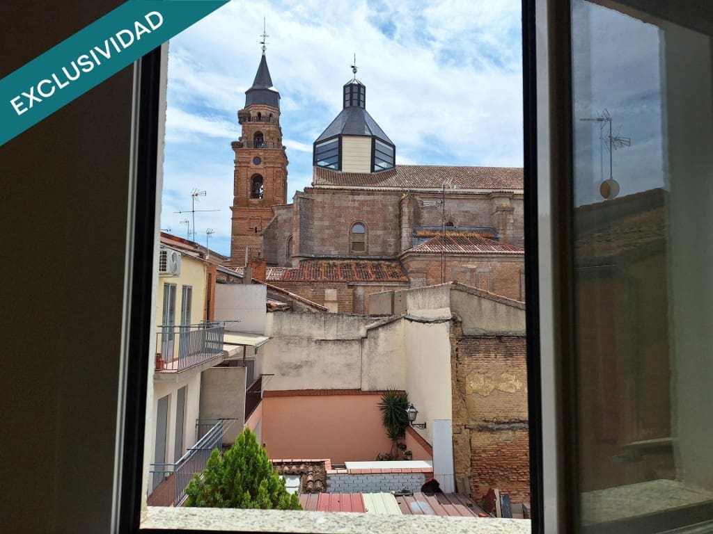 4 bedroom Flat for sale in Penaranda de Bracamonte - € 153,495 (Ref: 9595731)