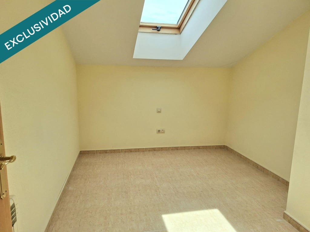 4 bedroom Flat for sale in Penaranda de Bracamonte - € 153,495 (Ref: 9595731)