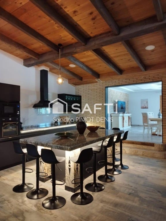 7 soveværelse Finca/Landehus til salg i Amposta med garage - € 499.000 (Ref: 9595733)