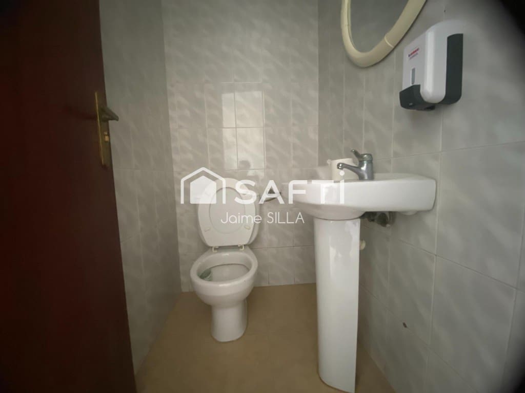 Comercial para venda em Algemesi - 600 000 € (Ref: 9595741)