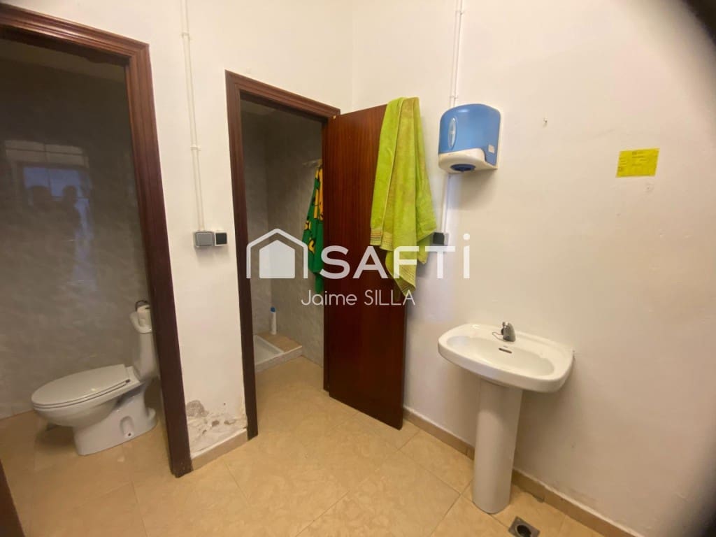 Comercial para venda em Algemesi - 600 000 € (Ref: 9595741)