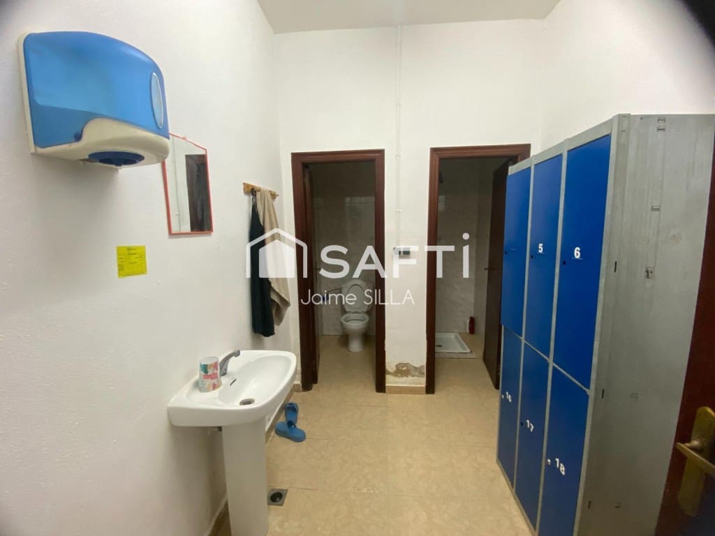 Comercial para venda em Algemesi - 600 000 € (Ref: 9595741)