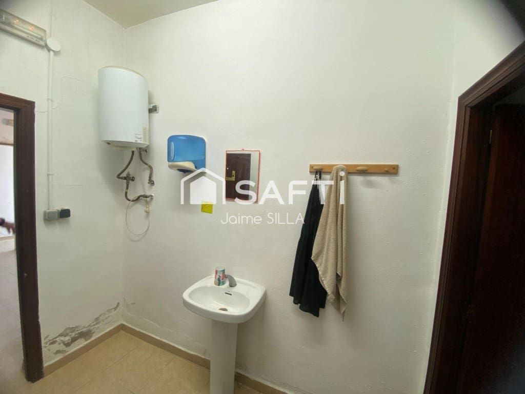 Comercial para venda em Algemesi - 600 000 € (Ref: 9595741)