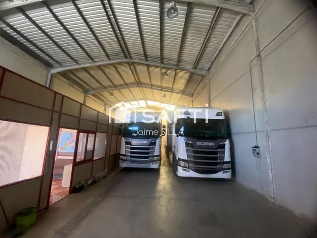 Commerciale in vendita in Riba-roja de Túria con garage - 385.000 € (Rif: 9595743)