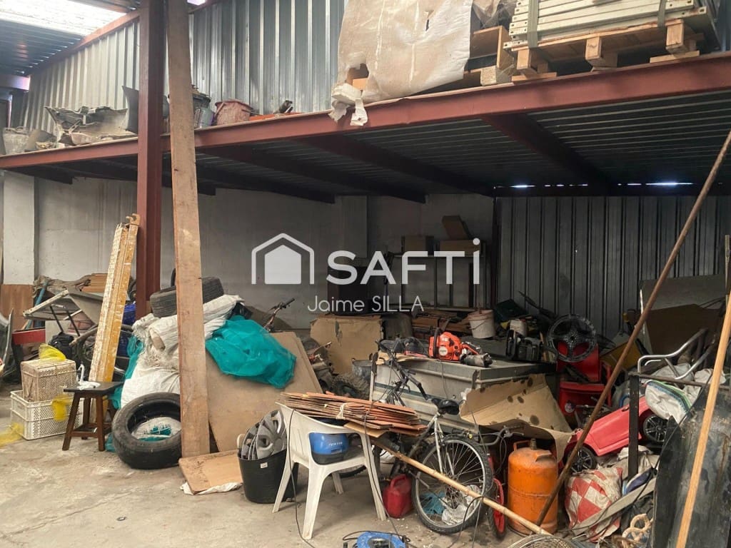 Comercial para venda em Torrent com garagem - 775 000 € (Ref: 9595744)