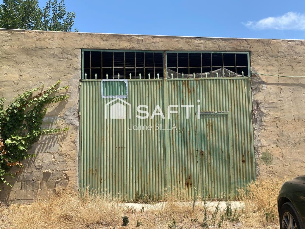 Grunde uden byggetilladelser til salg i Valencia by - € 90.000 (Ref: 9595745)