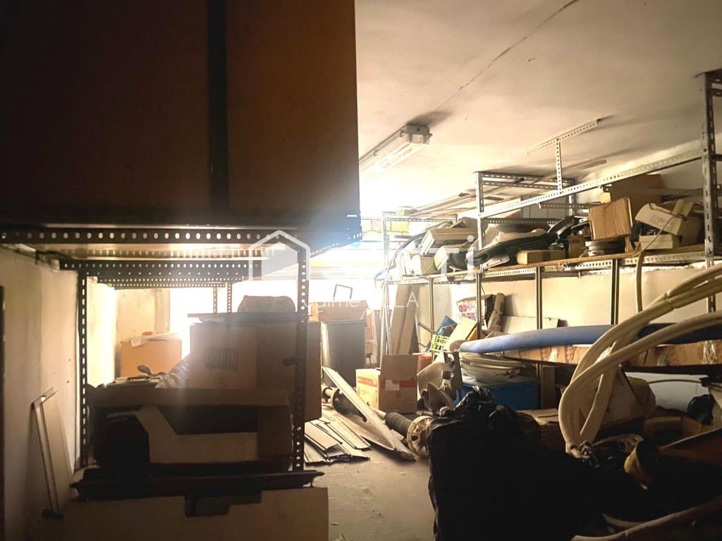 Commerciale in vendita in Valencia citta - 95.000 € (Rif: 9595747)