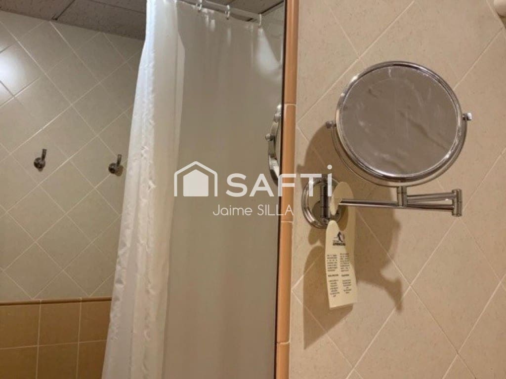 Office for sale in Alp - € 3,500,000 (Ref: 9595748)