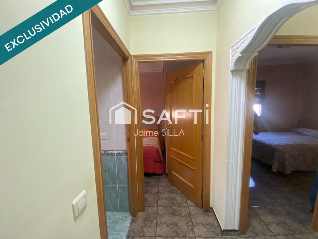 4 soverom Villa til salgs i Torrent med svømmebasseng garasje - € 750 000 (Ref: 9595753)