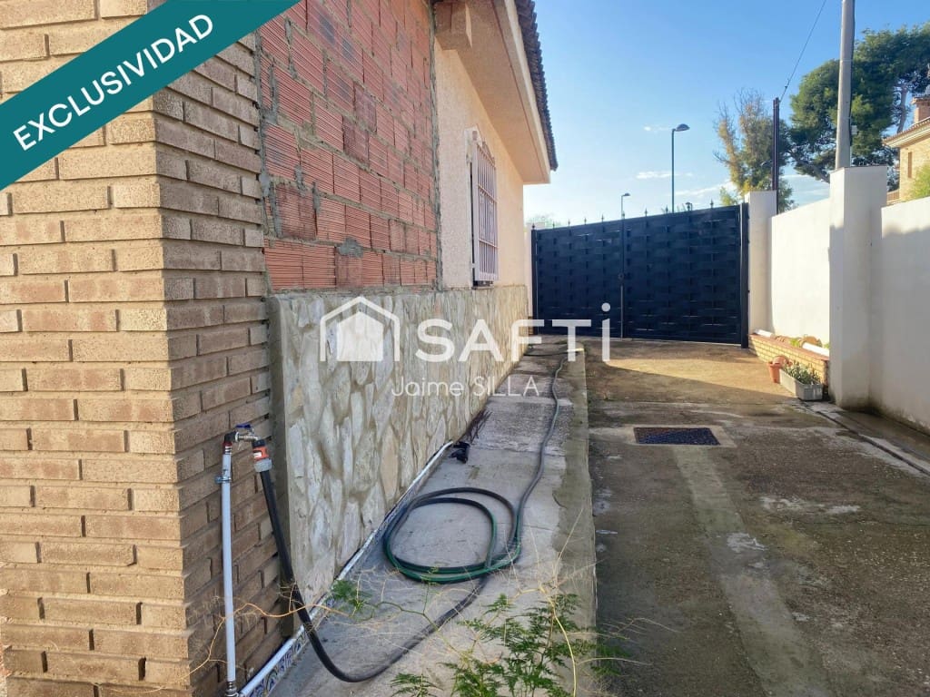 4 soverom Villa til salgs i Torrent med svømmebasseng garasje - € 750 000 (Ref: 9595753)