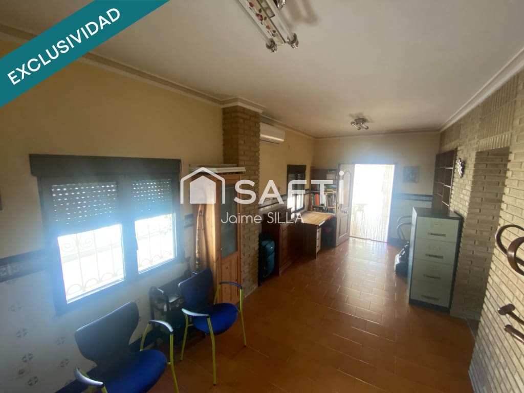 4 soverom Villa til salgs i Torrent med svømmebasseng garasje - € 750 000 (Ref: 9595753)