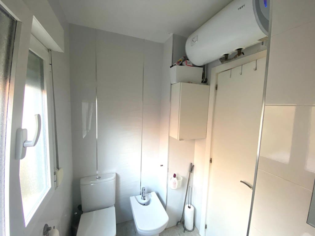 Apartamento de 1 habitación en València ciudad en alquiler con garaje - 1.400 € (Ref: 9595754)