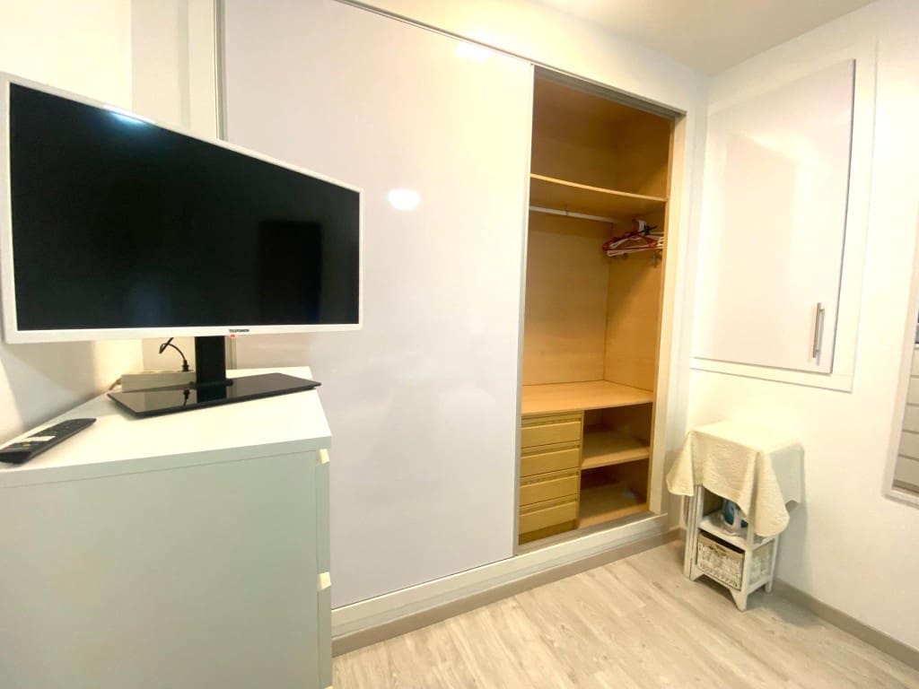 Apartamento de 1 habitación en València ciudad en alquiler con garaje - 1.400 € (Ref: 9595754)