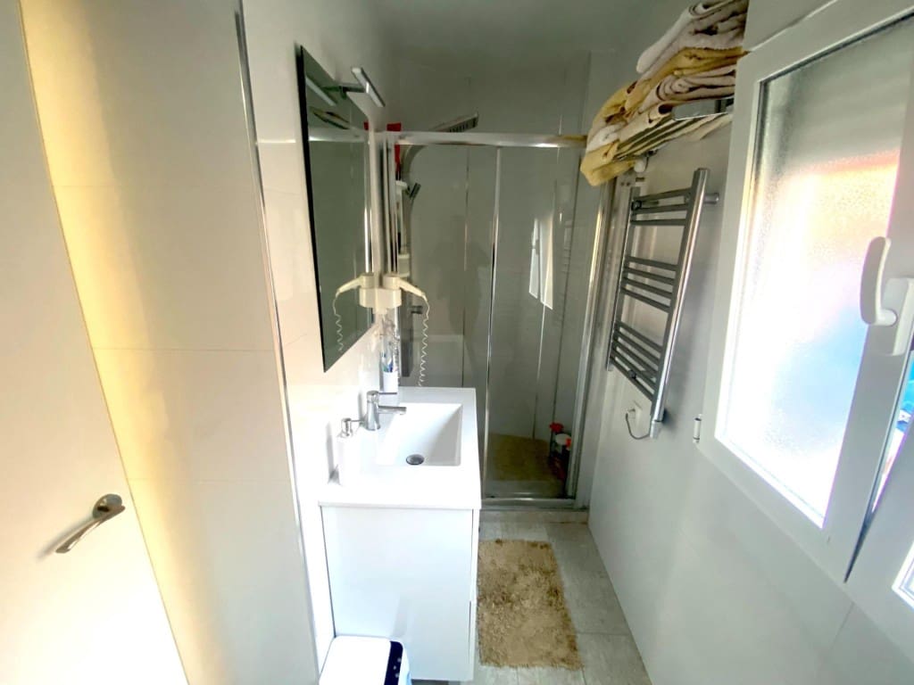 Apartamento de 1 habitación en València ciudad en alquiler con garaje - 1.400 € (Ref: 9595754)