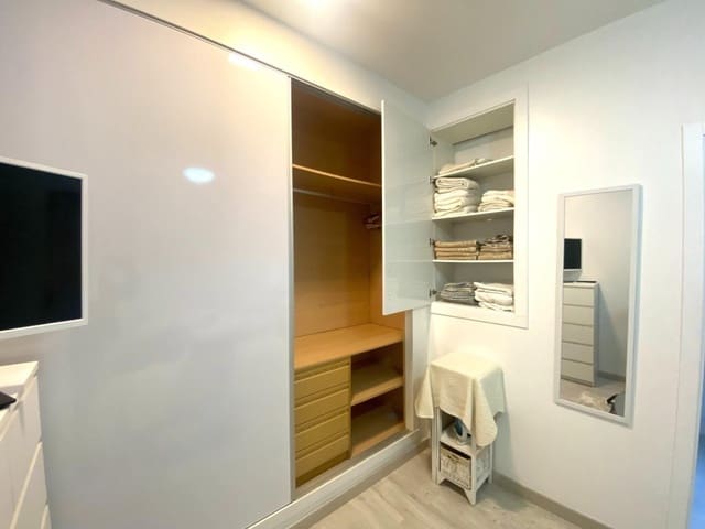 1 bedroom Apartment for rent in Morvedre, Valencia city with garage - € 1,400 (Ref: 9595754)