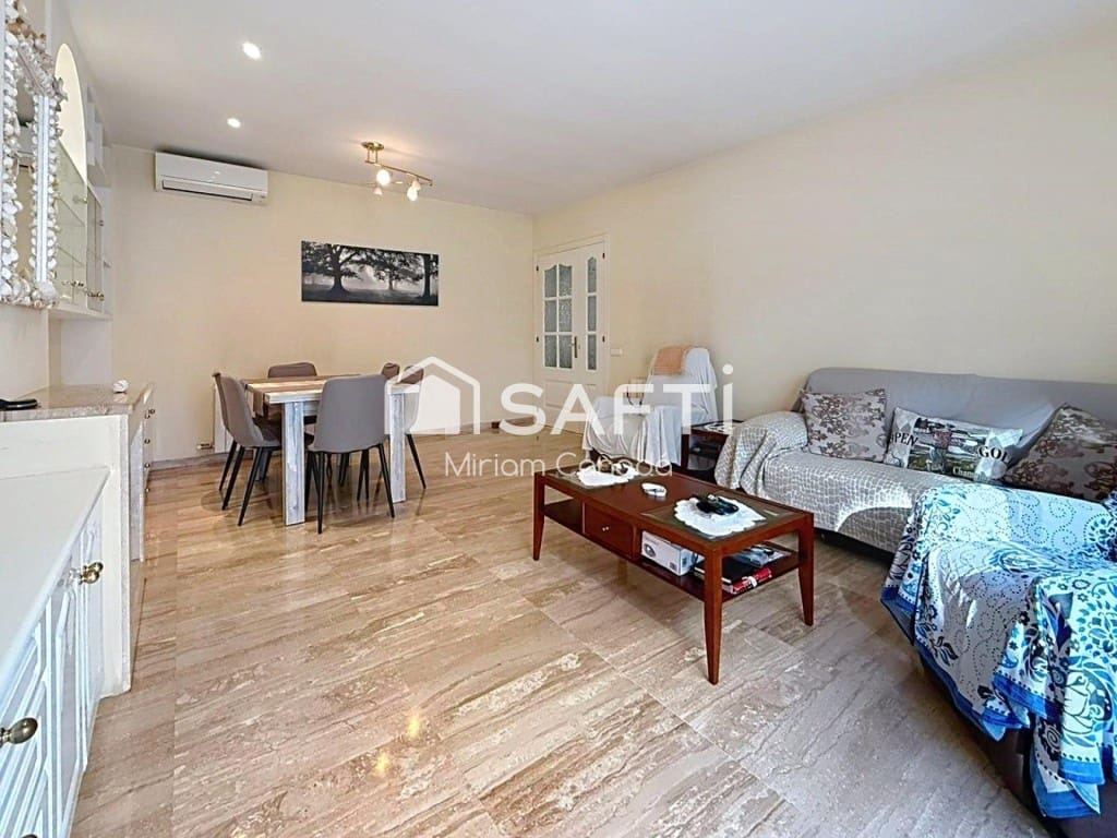 Adosado de 4 habitaciones en Calafell en venta con garaje - 310.890 € (Ref: 9595757)